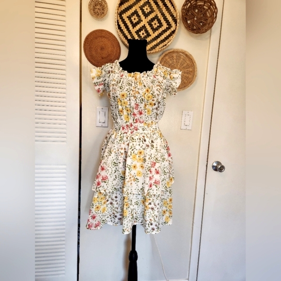 Floral Mini Dress With Tiered Ruffles - Picture 2 of 7